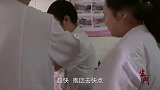 波波孩子出世，经常接生的他很激动，护士：不会抱孩子了