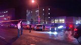 美国高中校门外突发枪击案 一名学生和保安中弹
