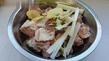 炸酥肉学会这样做，外酥里嫩，好吃不回软，上桌瞬间被扫光