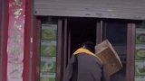 河南洛阳独臂快递哥每天送2000件快递，买车买房撑起一个家。 快递小哥 加油