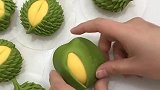 喜欢吃榴莲的可以自己做着吃喽