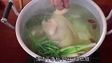今天告诉你鸡肉要用川味的方法制作，做出来的香气四溢，香甜可口