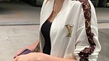 网红小姐姐人美穿着打扮真好看，有人认识吗？
