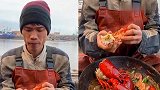 渔民小伙直播吃大龙虾，这个玩意不能多吃，太贵了