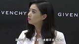 得罪了半个娱乐圈的她，现身机场无人接机，只能“灰头土脸”离开