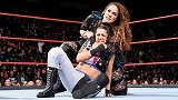 WWE-17年-RAW第1275期：女子单打赛贝莉VS贾克斯-全场