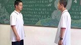 有卧龙哪能少凤雏，这表演太到位