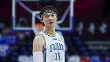 称霸内线还不够吗！王哲林拜师学艺向队中后卫请教运球技巧