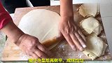 电饼铛烙饼总发硬原来错在这里！面点师教你1招，放7天暄软不硬