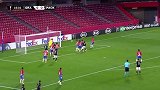 第17分钟塞萨洛尼基球员巴雷拉射门 - 打偏