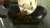生活-如何做酸黄瓜炒鸡胗