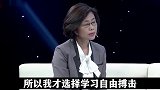 "我害怕男人，你别碰我" 漂亮女友不让亲密，男友受不了当场崩溃