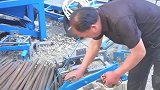 农村大爷发明的神器，再不好好学习连搬砖的工作都没地找了