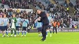 考文垂两连胜！赛后主帅兰帕德打出农夫三拳