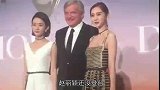 赵丽颖休假后首亮相，瘦了许多，还遇突发事件