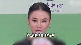 宋佳红毯气场全开，穿露背黑裙又酷又飒，大方回应三次入围白玉兰