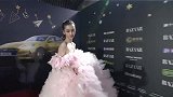 芭莎慈善夜 Angelababy粉色蓬蓬大长裙亮相