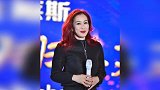 瘦身成功 钟丽缇衬衫配紧身裤秀好身材摆pose送飞吻心情大好