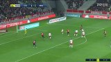 第47分钟里尔球员谢卡射门 - 被扑