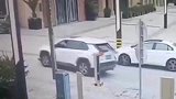 有门不走我就是玩