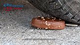 用1000颗玻璃弹珠铺路，汽车开上去是什么体验？看完能爽一天