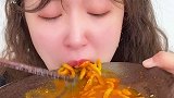甜水面 正宗成都甜水面，甜中带辣辣中带麻，爽快过瘾！节约粮食零食