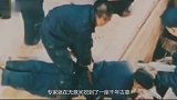 古墓出土千年睡美人，全身呈现金黄色，专家马上封墓