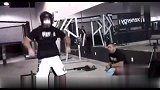 格斗-17年-格斗冠军缺氧状态下玩命似的体能训练 强化心肺能力-专题