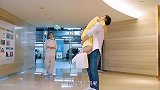 只要我们尴尬，尴尬的就是你