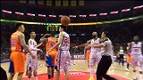 CBA-1617赛季-常规赛-第24轮-全场大喊黑哨 任骏飞背后拉扯亚布塞莱被吹违体犯规-花絮