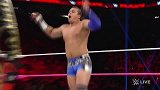 WWE-16年-RAW第1222期：双打赛罗恩&金粉人VS闪亮之星-全场