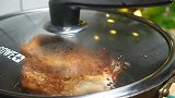 大刀红烧肉，最忌焯水和用水炖，教你一招，出锅色泽红润软烂入味
