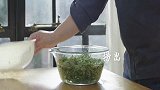 清明踏青春游必备小食，清香扑鼻的清明团子新鲜出炉！