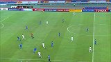 阿联酋右路发起猛攻 阿米里一记贴地斩被门将扑出