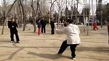 传统武术八极拳实战，两位武师出手气势不凡，攻防尽显大家风范