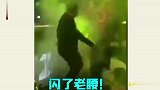 你们没事就往夜店拱，迷惑操作我实在是看不懂