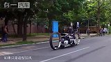 老外自制摩托车，飞机发动机加无轮毂空心轮，上路疯狂吸睛！