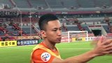 虽败犹荣！ 李霄鹏率教练组赛后与队员一一击掌拥抱