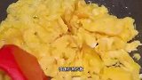 很多人都不知道生瓜怎么做才好吃，大厨教你简单做法，太下饭了