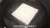 原来这才是泥鳅钻豆腐的真相，我们被忽悠了10多年，终于真相大