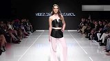 时尚走秀：那些风靡时尚圈的“性感超模”，带你领略不一样的走秀