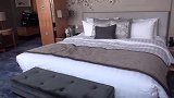 泰国旅游福利，住宾馆枕头下放30泰铢，回来就会发现惊喜