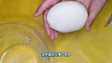 馄饨皮不用出去买，自己在家做吧！