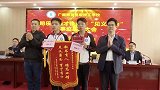 广西南宁：2名学生制止乘客抢夺方向盘：出于本能就冲上去了