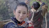 土匪仗着人多包围姑娘，万万没想到她是武林高手，一鞭子吓坏土匪