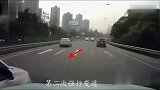 白色大众恶意别车,结果自己技术太差,彻底傻眼!