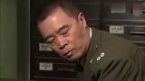 司令：奸细挟持女军官，哪料姑娘深藏不漏，利落反杀特务