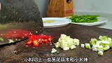 农家小炒拉皮炒肉丝的家常做法,拉皮爽滑,肉丝鲜香,太下饭了