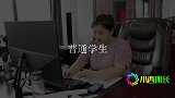 不同学生毕业后回学校看老师，女学霸出手就是按摩仪，结局爆笑