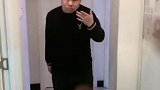 老婆太皮了，这是提前演习一次吗不过指甲油出卖了你们的演技